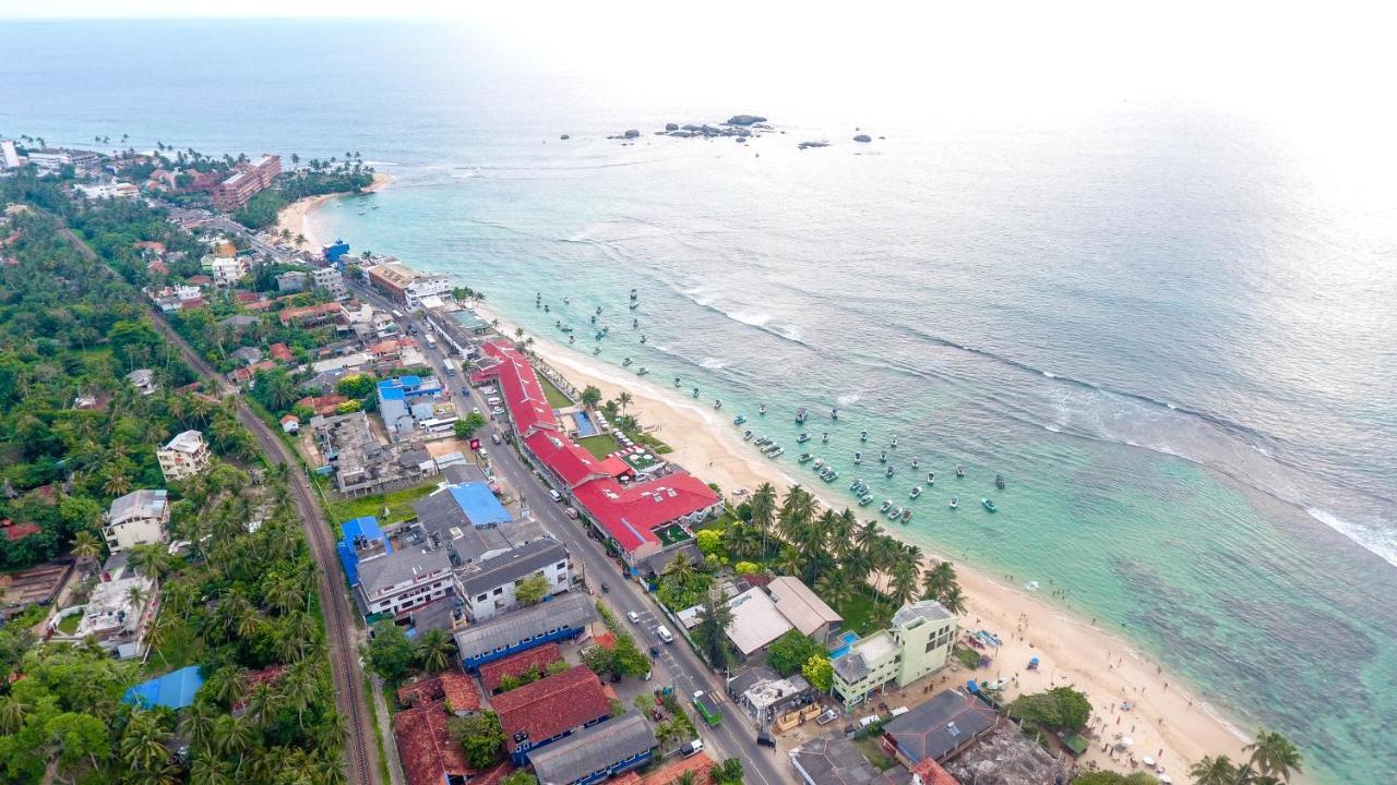 Cozy Sea View Inn Hikkaduwa Exterior photo